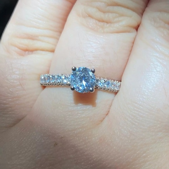 Sterling silver round cut ring - Picture 3 of 3